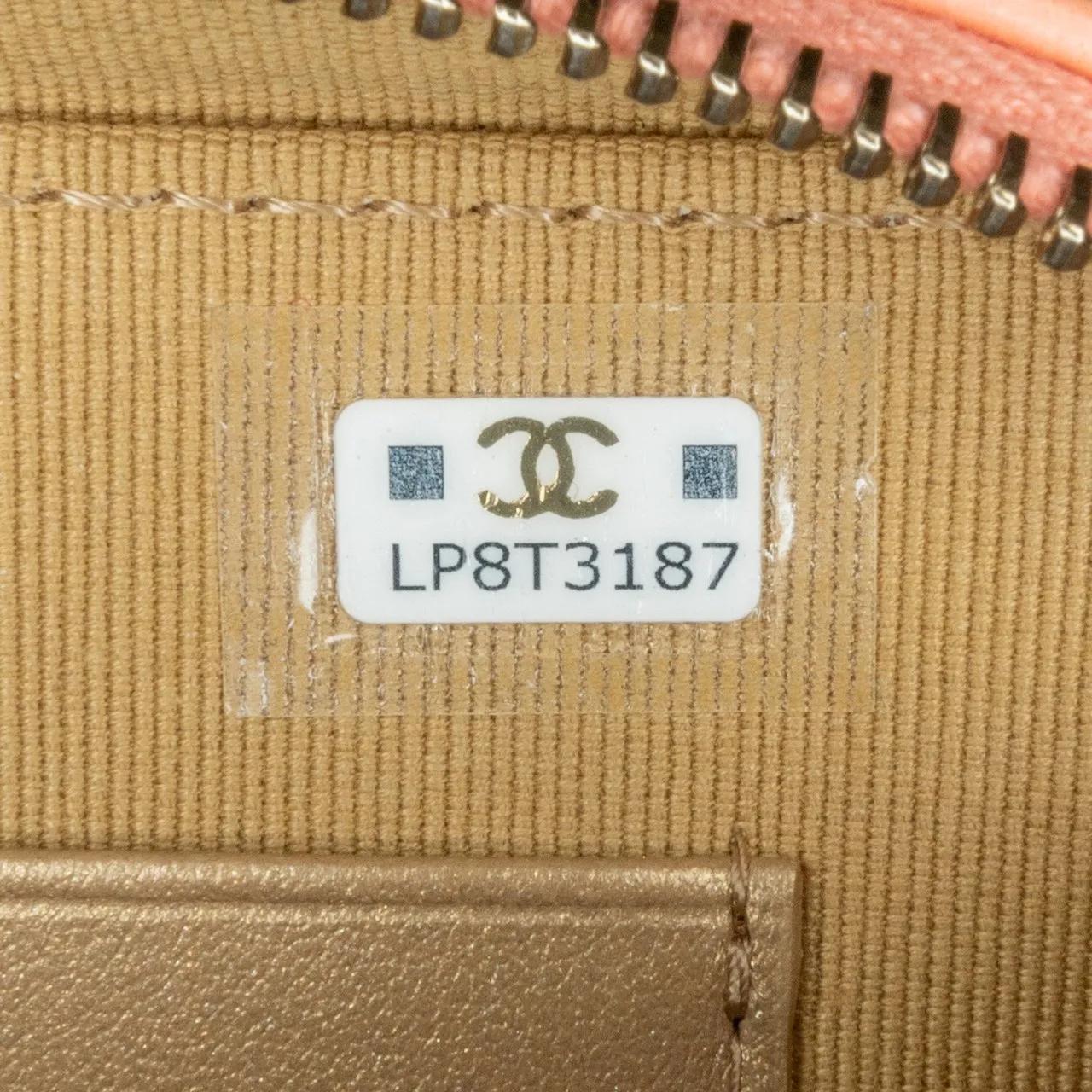 Thumbnail - Chanel Hobo Bags - 2021-2023 CC Quilted Lambskin Pearl Crush Camera B - Gr. unisize - in Orange - für Damen