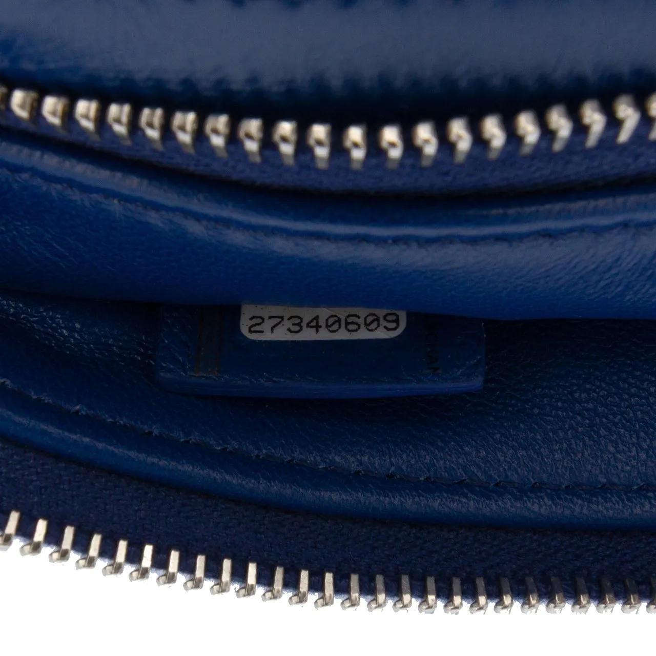 Thumbnail - Chanel Clutches - Small Bicolor Aged Calfskin 31 Pouch - Gr. unisize - in Blau - für Damen