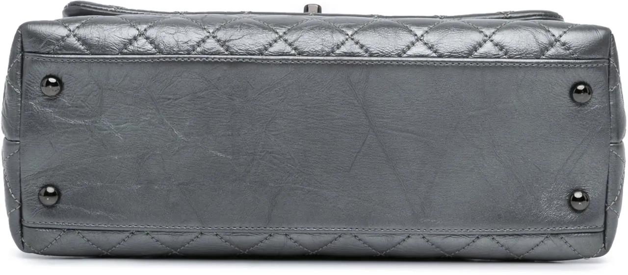 Chanel Hobo bags 2019 Small Quilted Aged Calfskin Coco Top Handle B in grijs