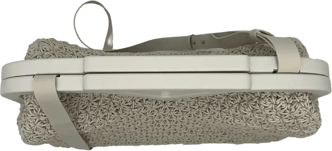 Thumbnail - Bottega Veneta Crossbody Bags - Bottega Veneta Medium Point SS2022 rare edition / - Gr. unisize - in Beige - für Damen