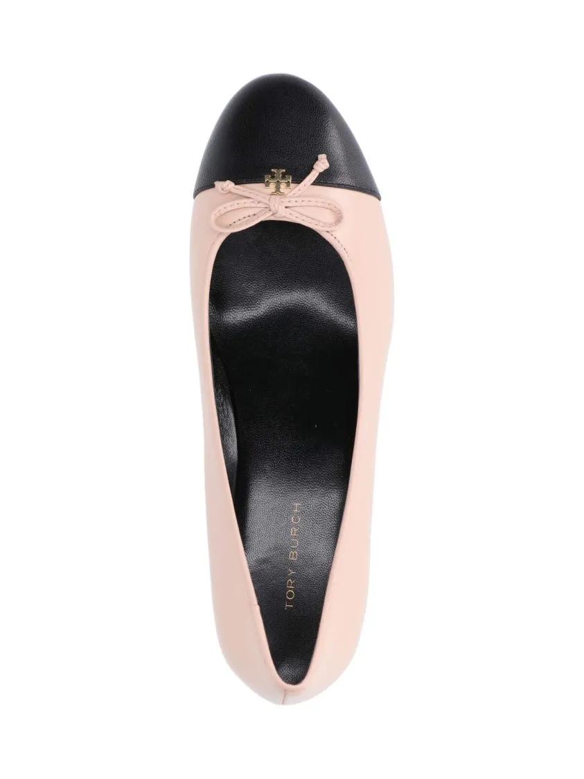 Thumbnail - Tory Burch Hohe Schuhe - Pink Hammered Leather Bow Pumps – Pink - Gr. 10 - in Rosa - für Damen