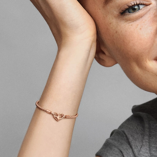 Pandora Armband Pandora Moments Studded Chain Bracelet rose gold (Image 2)