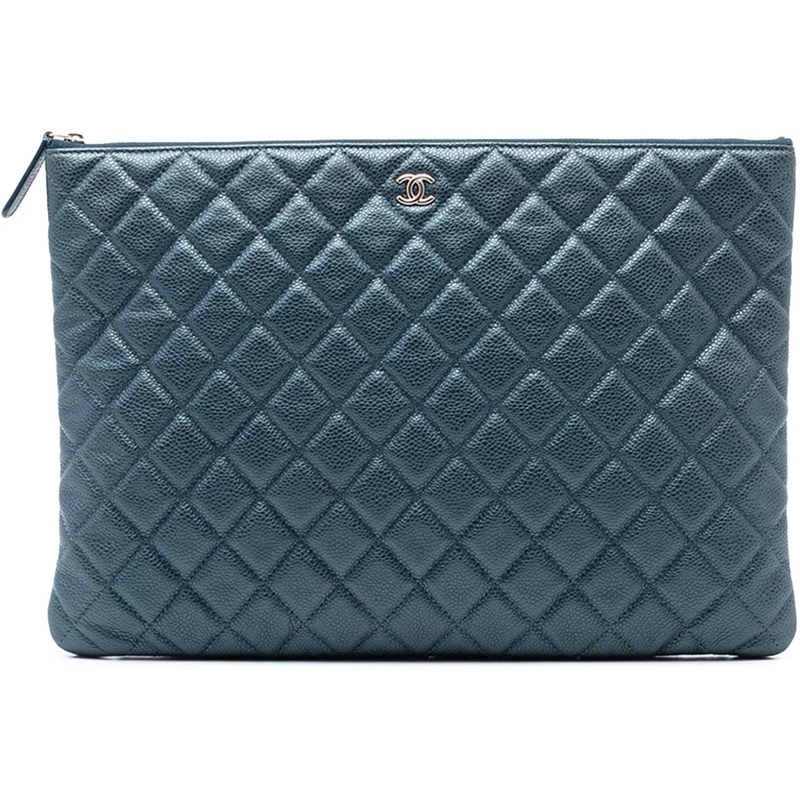 Chanel Clutch Large Quilted Caviar O Case Clutch blau