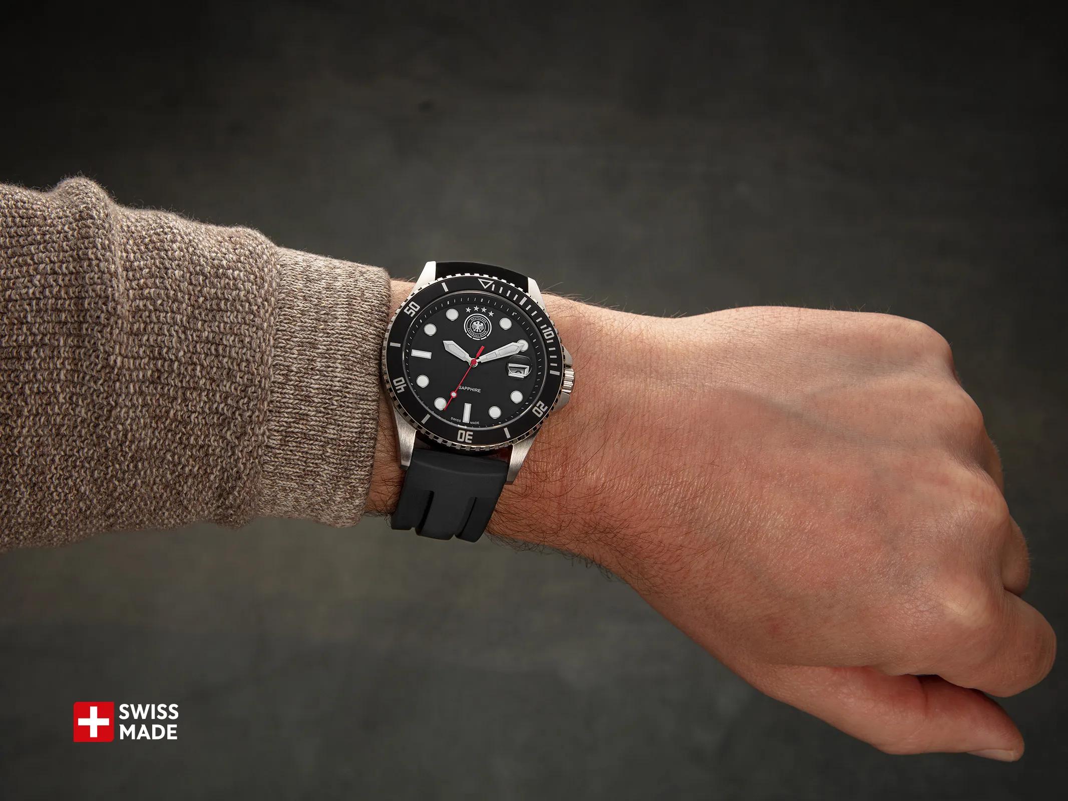 Dfb Herrenuhr Herrenuhr Silikonarmband DFB Silikonband Schwarz Rot