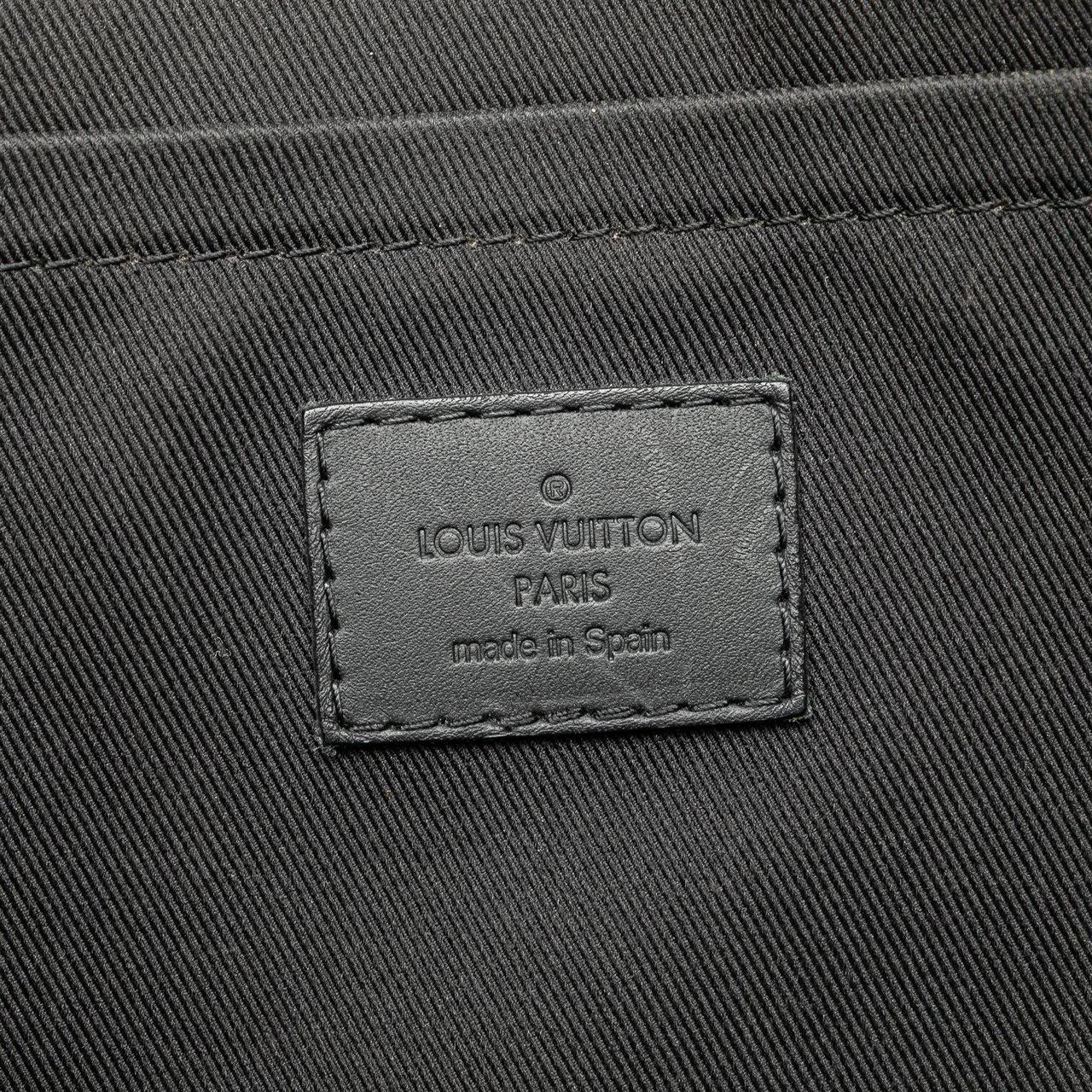 Thumbnail - Louis Vuitton Clutches - Monogram Shadow Discovery Pochette - Gr. unisize - in Schwarz - für Damen
