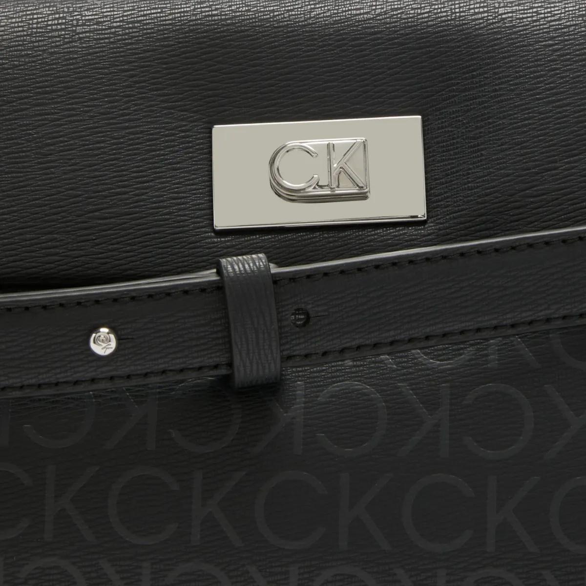 Calvin Klein Hobo bags Push Schultertasche in zwart