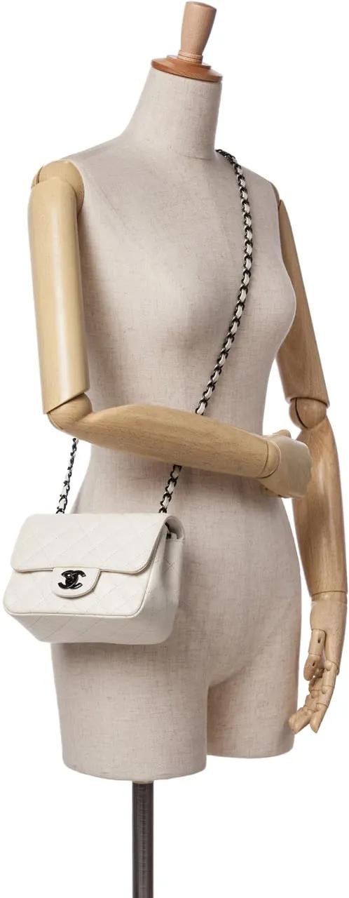 Thumbnail - Chanel Hobo Bags - Mini Square Classic Crumpled Calfskin Single Flap - Gr. unisize - in Weiß - für Damen