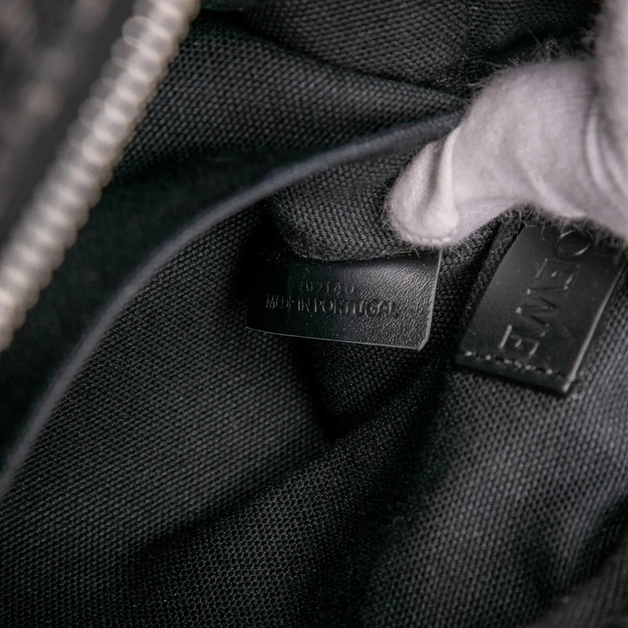 Thumbnail - Loewe Hobo Bags - XS Anagram Canvas Military Messenger Bag - Gr. unisize - in Schwarz - für Damen