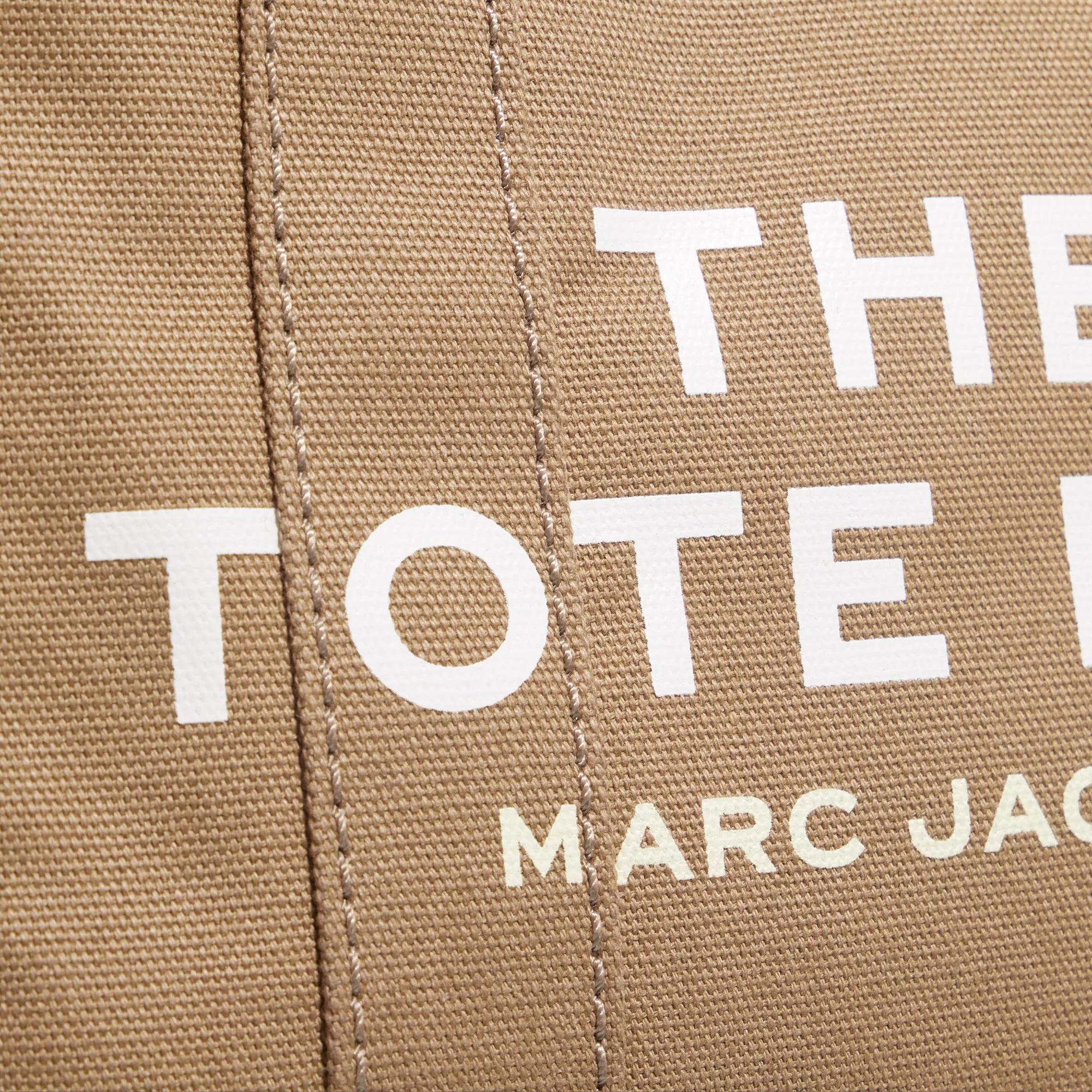 Marc Jacobs Totes Mini Traveler Tote in groen