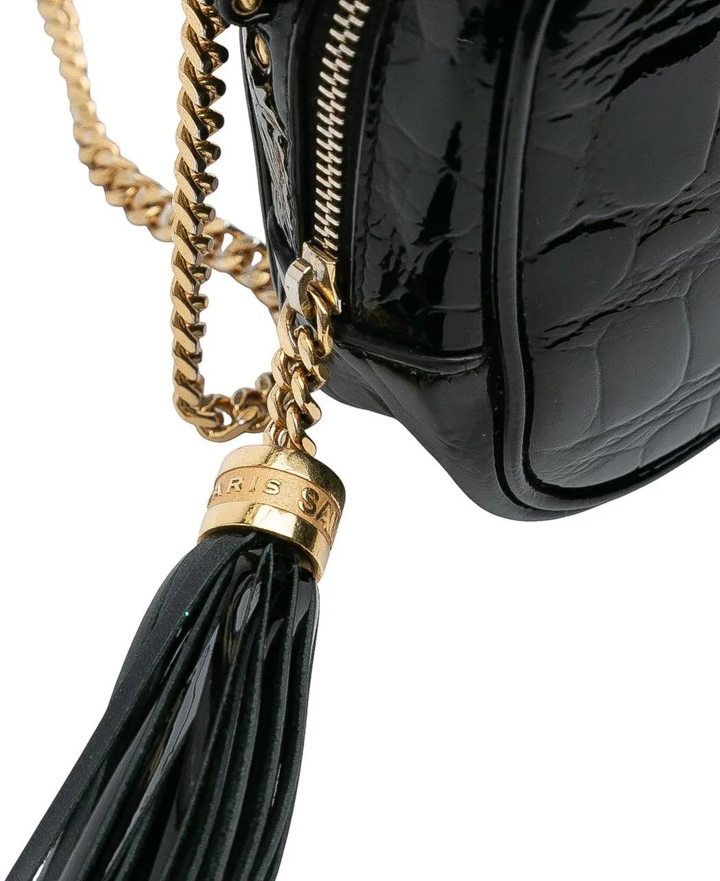 Thumbnail - Saint Laurent Hobo Bags - Mini Croc Embossed Patent Monogram Lou Camera Bag - Gr. unisize - in Schwarz - für Damen