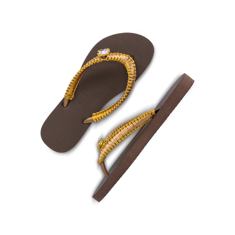 UZURII Flip Flops flip flop Taupe Macrame Switch mocca(Image 24)