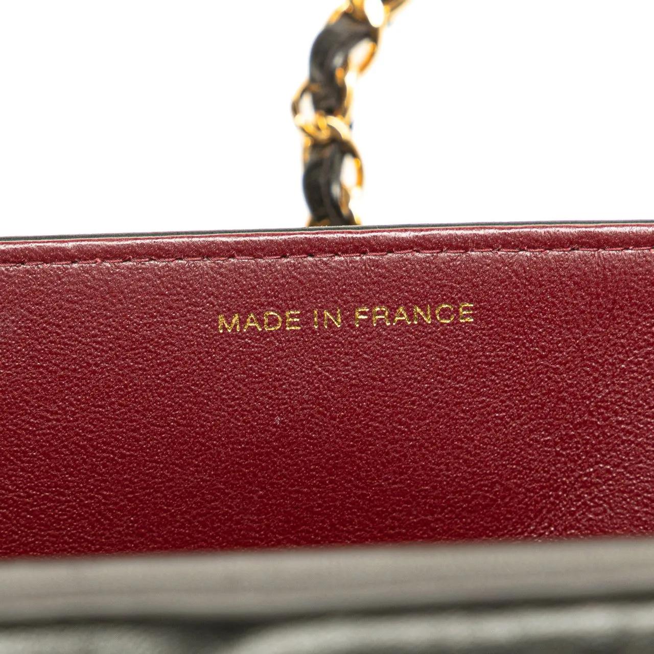 Thumbnail - Chanel Hobo Bags - CC Quilted Lambskin Full Single Flap - Gr. unisize - in Schwarz - für Damen