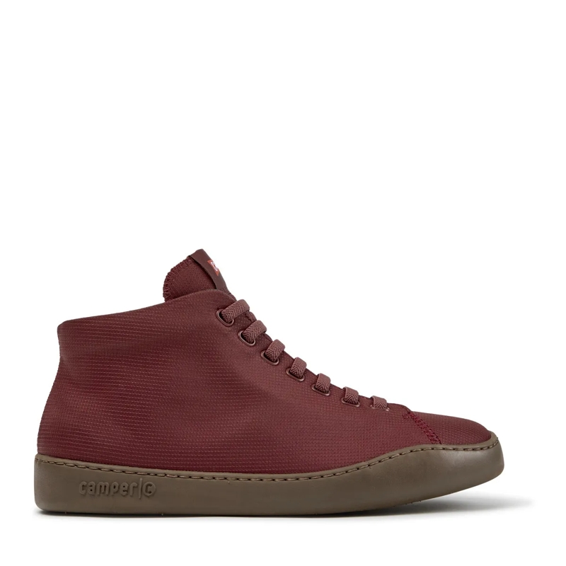Camper Low-Top-Sneaker Peu Touring ist eine sportliche und zeitgenössisch burgund