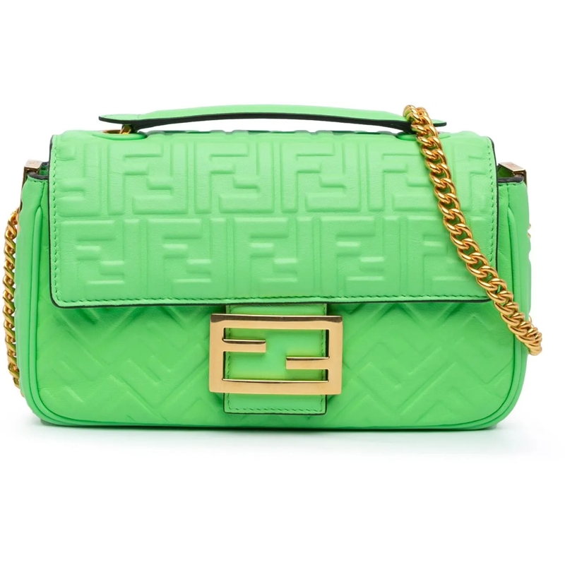 Fendi Schultertasche Zucca Embossed Leather Chain Midi Baguette grün