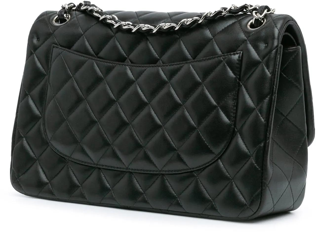Chanel Hobo bags 2016-2017 Jumbo Classic Lambskin Double Flap in zwart