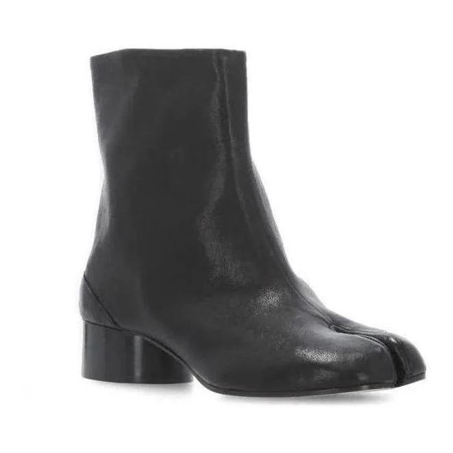 Maison Margiela Stiefel - Black Leather Tabi Boots - Gr. 37 (EU) - in Schwarz - für Damen