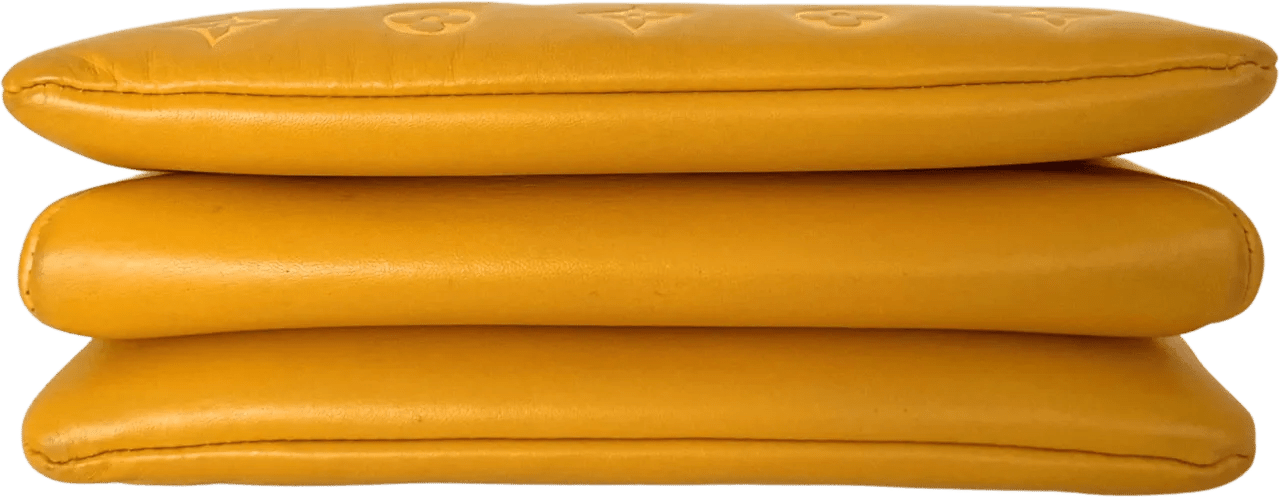 Thumbnail - Louis Vuitton Crossbody Bags - Louis Vuitton Monogram Empreinte PM Coussin Handba - Gr. unisize - in Gelb - für Damen