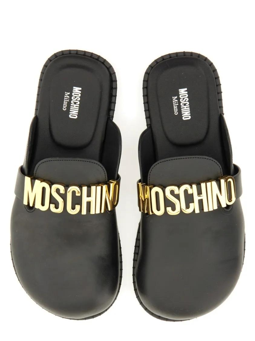 Thumbnail - Moschino Slipper & Pantoletten - Black Leather Sabot Flats - Gr. 38 (EU) - in Schwarz - für Damen