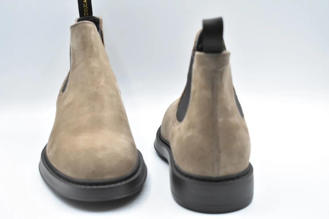 Thumbnail - Doucal's Stiefel - Sophisticated Flat Shoes With Elastic Panels - Gr. 41 (EU) - in Beige - für Damen