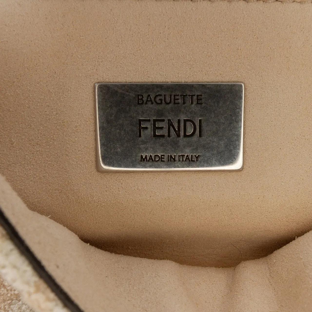 Thumbnail - Fendi Hobo Bags - FF Chenille and Leather Chain Midi Baguette - Gr. unisize - in Braun - für Damen