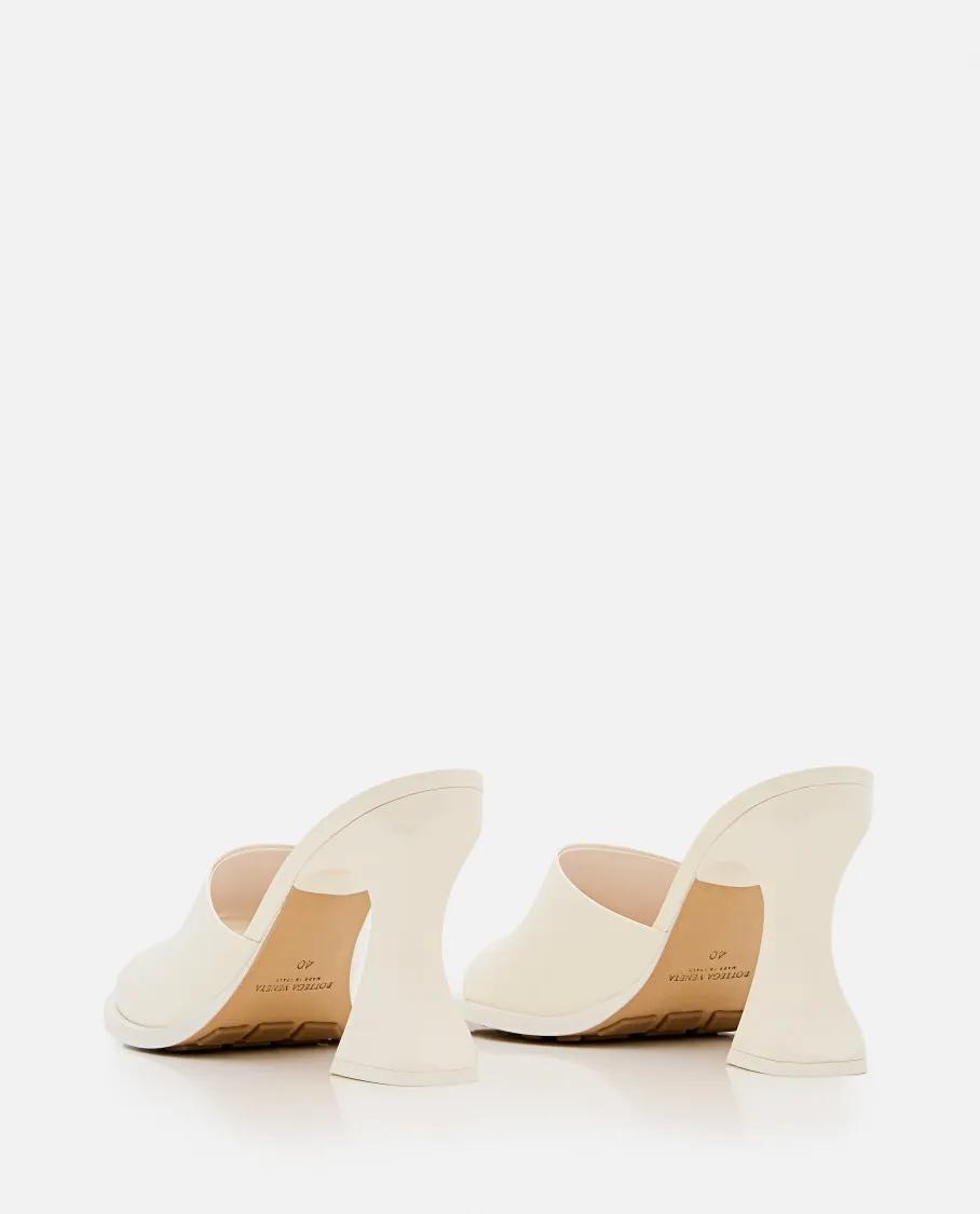 Thumbnail - Bottega Veneta Sandalen - 10Mm Cha Cha Mules - Gr. 36 (EU) - in Beige - für Damen