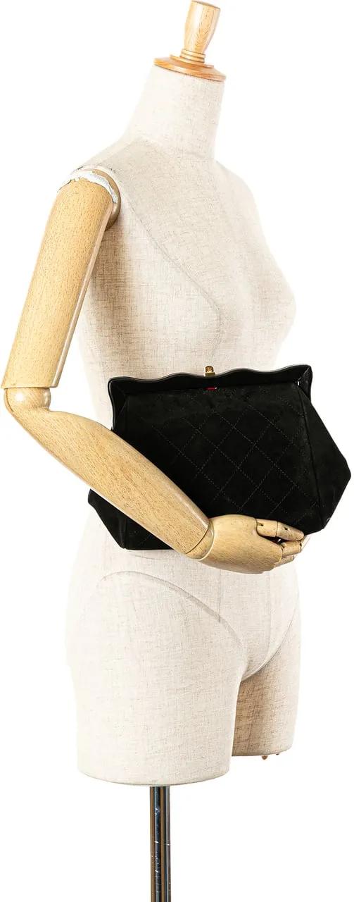 Thumbnail - Chanel Clutches - 1996-1997 CC Quilted Suede Kiss Lock Clutch - Gr. unisize - in Schwarz - für Damen