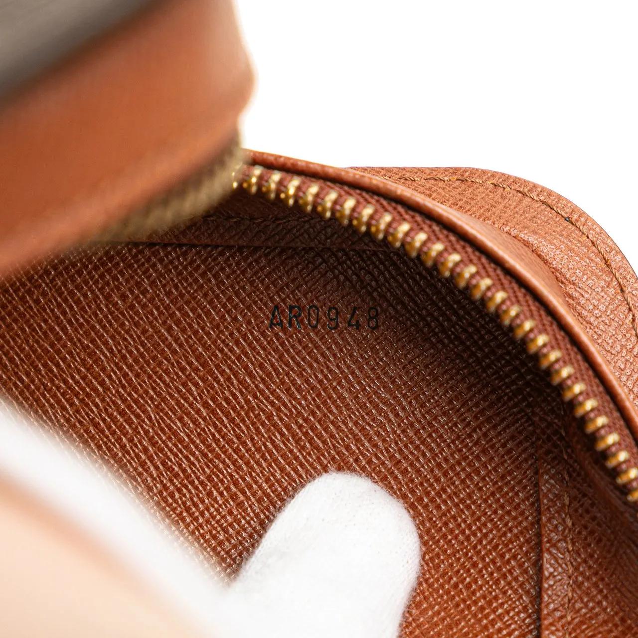 Thumbnail - Louis Vuitton Clutches - Monogram Orsay - Gr. unisize - in Braun - für Damen