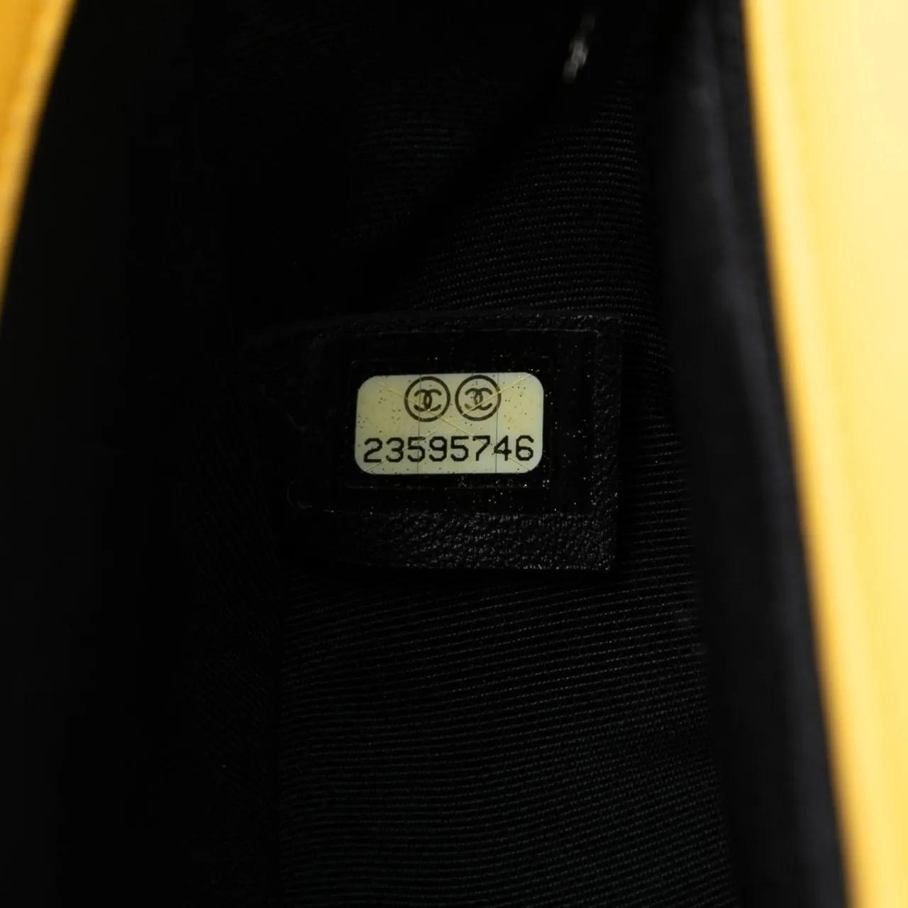 Thumbnail - Chanel Hobo Bags - Small CC Quilted Multicolor Lambskin Acrylic Cuba - Gr. unisize - in Gelb - für Damen