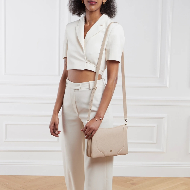 AIGNER Hobo Bag Mara Alpaca Beige(Image 2)