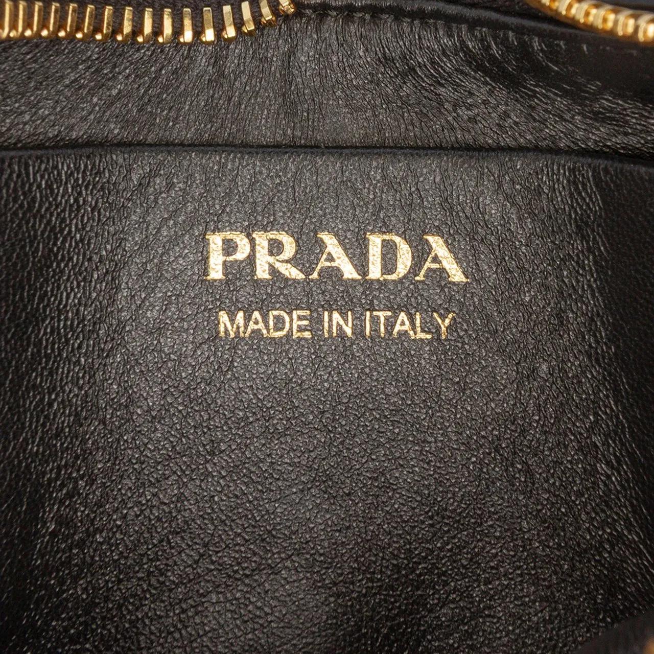Thumbnail - Prada Hobo Bags - Small Re Nylon and Leather Arque Satchel - Gr. unisize - in Schwarz - für Damen