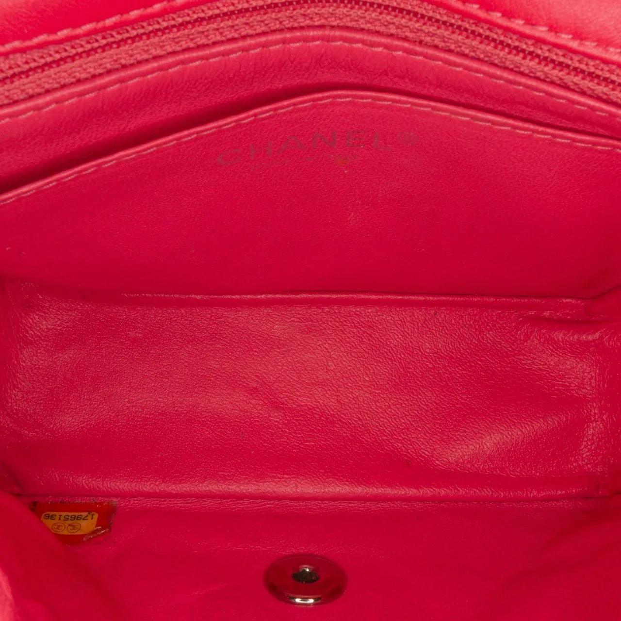 Chanel Crossbody bags 2012-2013 Classic Patent Single Flap in poeder roze