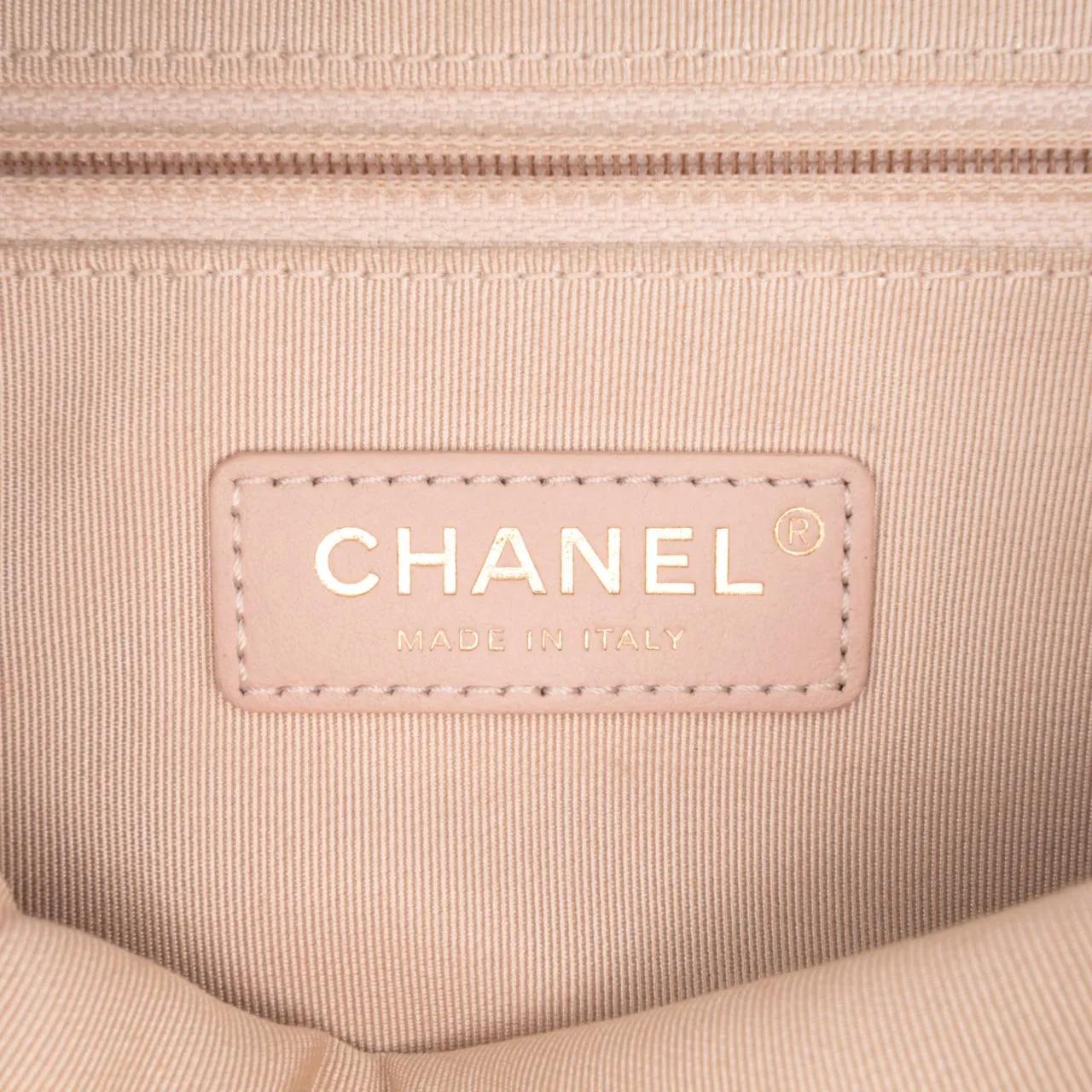 Thumbnail - Chanel Hobo Bags - CC Quilted Caviar Turnlock Full Flap - Gr. unisize - in Weiß - für Damen