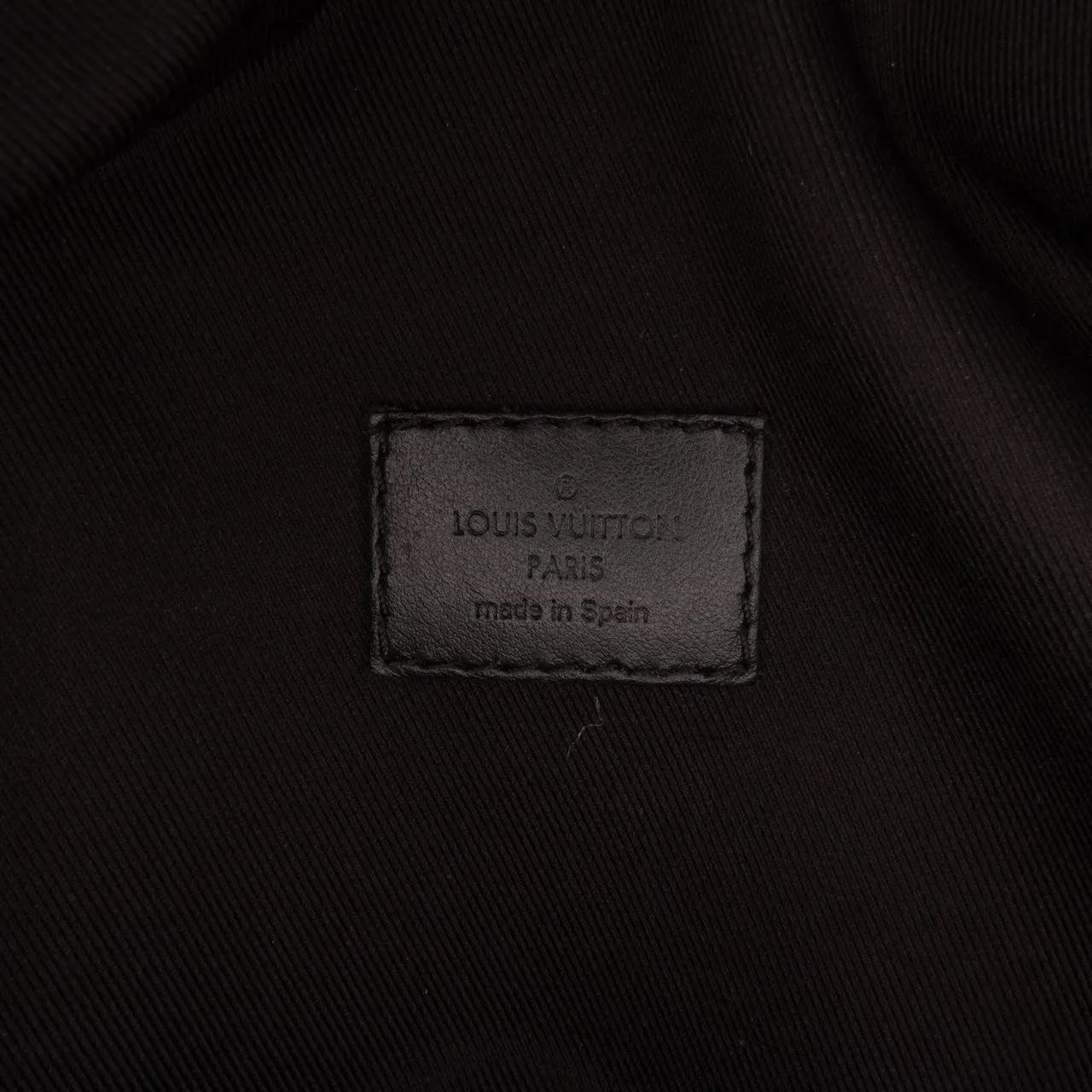 Thumbnail - Louis Vuitton Bauchtaschen - Monogram Eclipse Discovery Bumbag PM - Gr. ONE SIZE - in Schwarz - für Damen