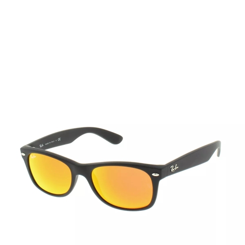 Ray-Ban New Wayfarer RB 0RB2132 52 622/69 Sunglasses