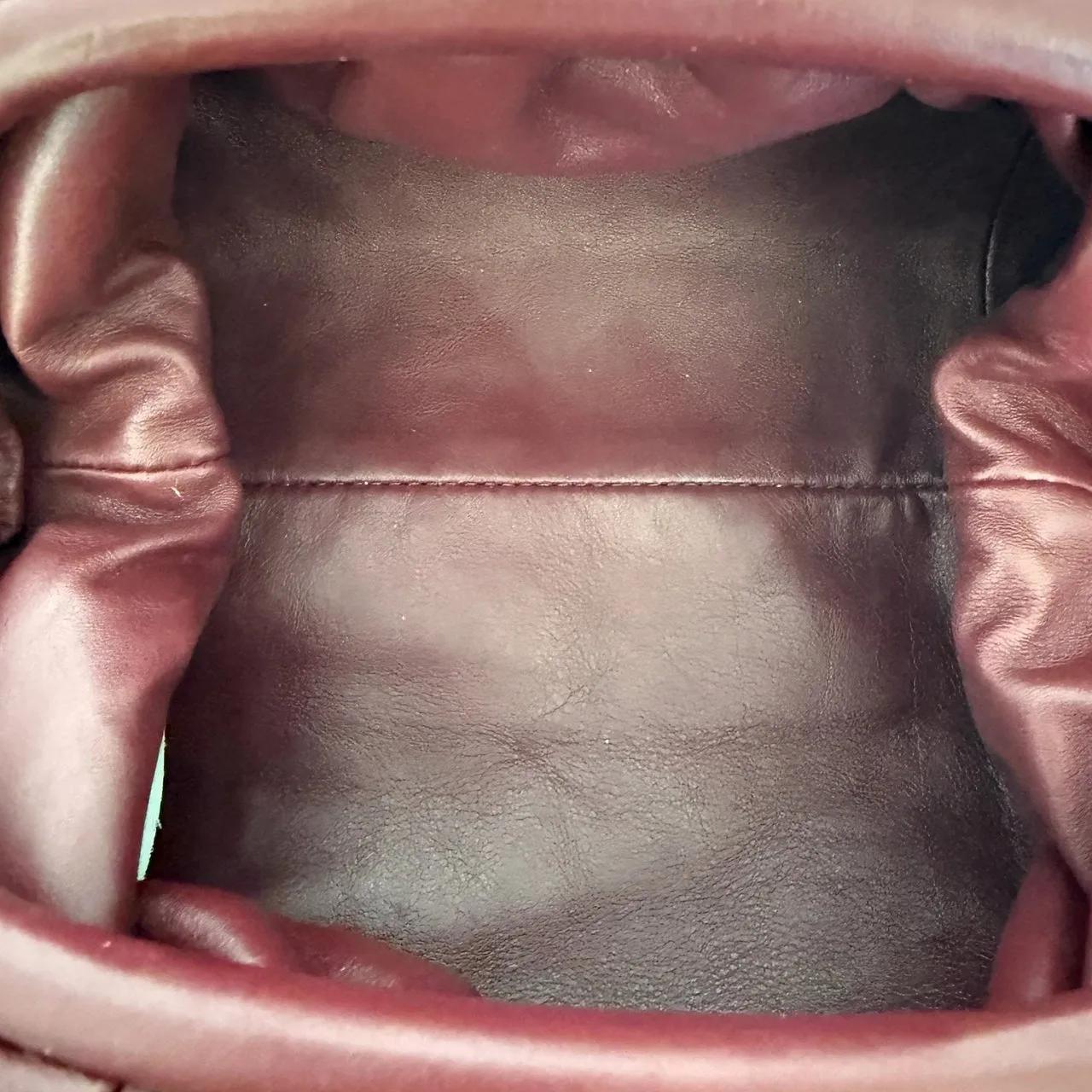 Thumbnail - Bottega Veneta Crossbody Bags - Bottega Veneta Mini Pouch Bordeaux red - Gr. unisize - in Rot - für Damen