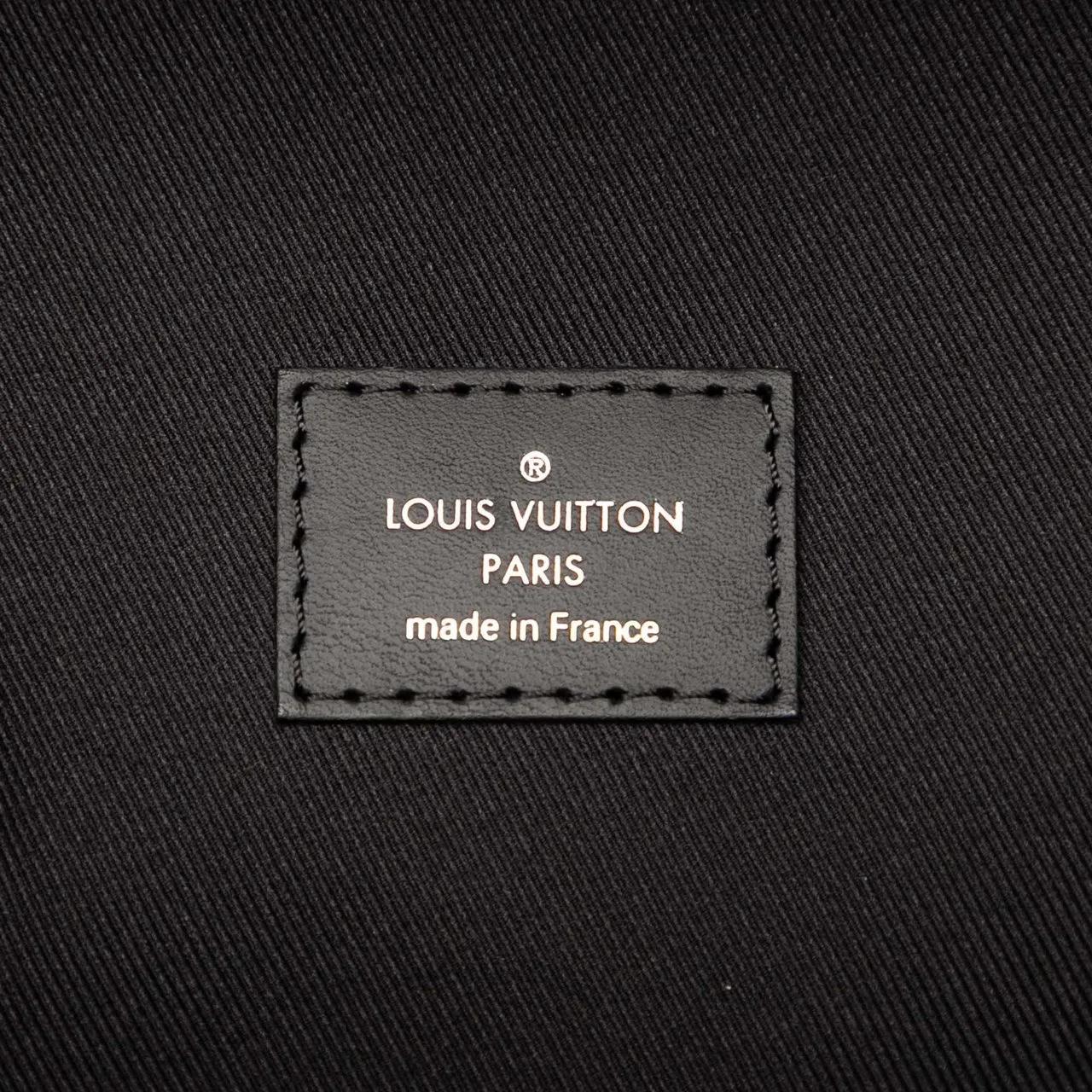 Thumbnail - Louis Vuitton Rucksäcke - Monogram Eclipse Discovery - Gr. unisize - in Schwarz - für Damen
