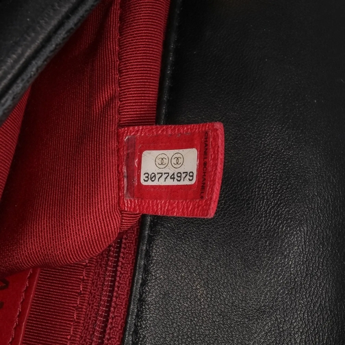 Chanel Sac à bandoulière 2020 Medium Quilted Lambskin CC Coin Flap schwarz (Image 11)