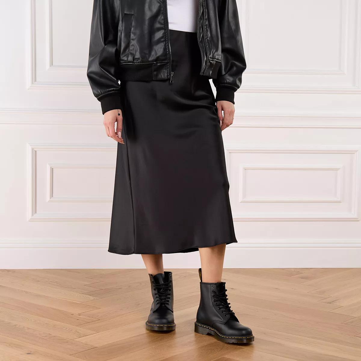 Dr. Martens 1460 Black Smooth Leather 8 Eye Boot Black | Schnürstiefel 