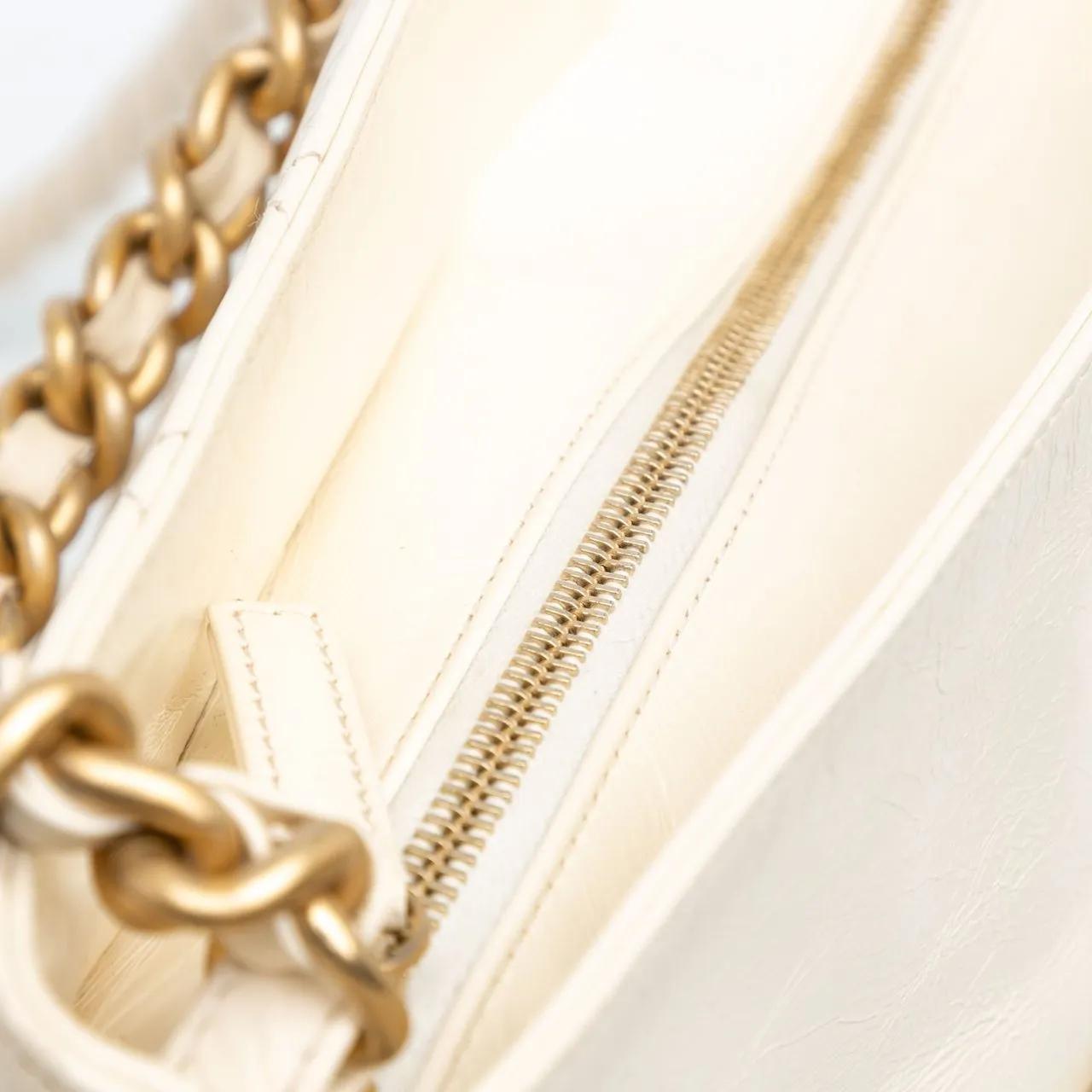 Chanel Hobo bags 2019 Crumpled Calfskin En Vogue Rope Satchel in wit
