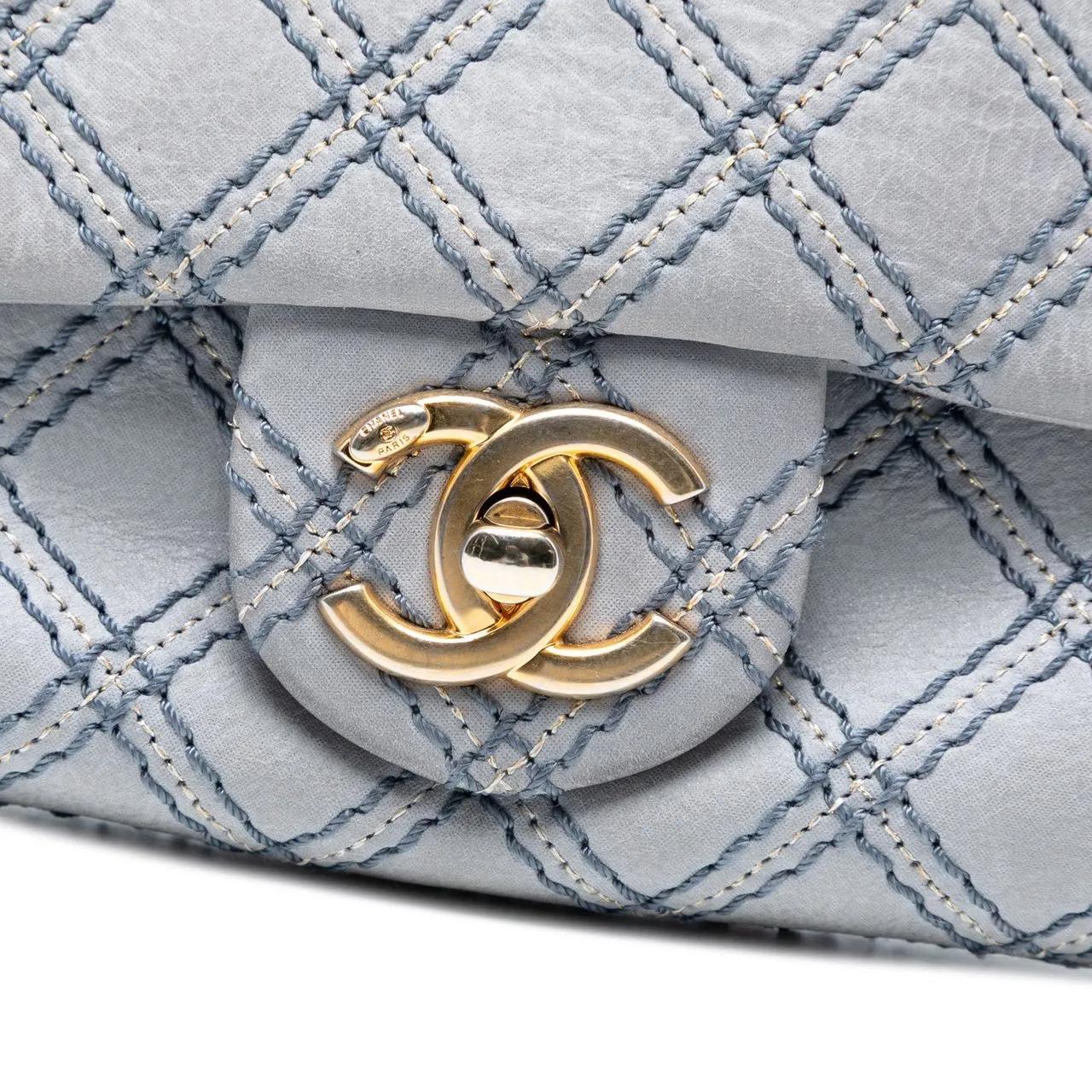 Thumbnail - Chanel Hobo Bags - Medium Quilted Calfskin Triple Stitched Flap - Gr. unisize - in Blau - für Damen
