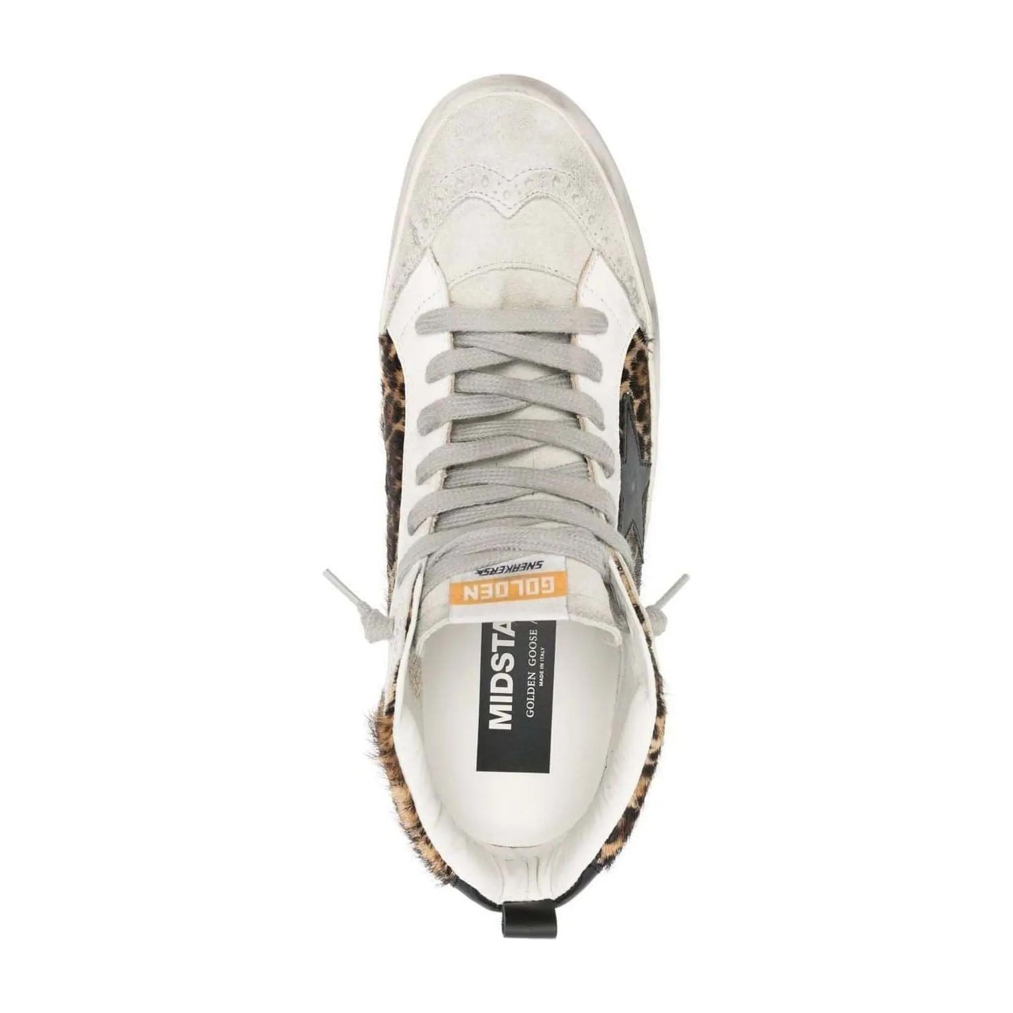 Golden Goose Low-Top Sneakers Beige in beige