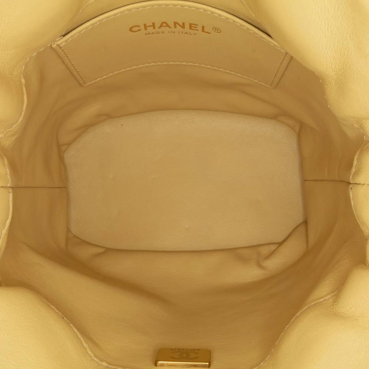 Chanel Hobo bags 2021-2024 Mini Lambskin Pending CC Bucket Bag in geel