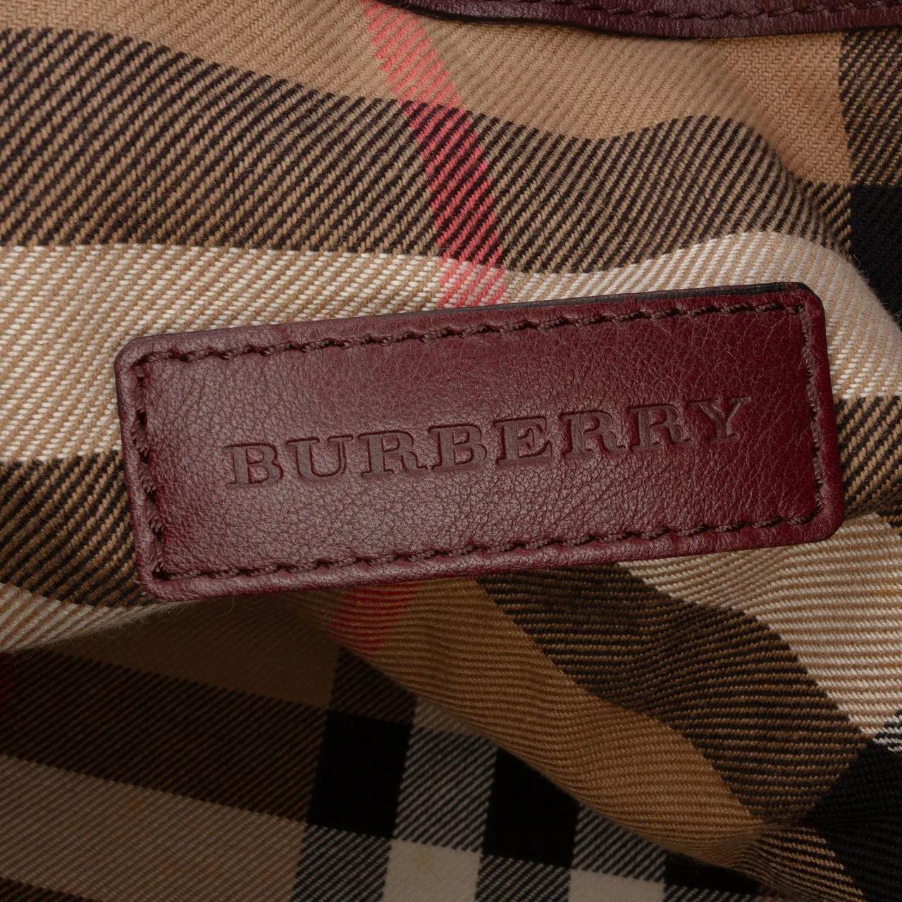 Thumbnail - Burberry Hobo Bags - Nubuck and House Check Canvas Beckett Bucket Bag - Gr. unisize - in Rot - für Damen