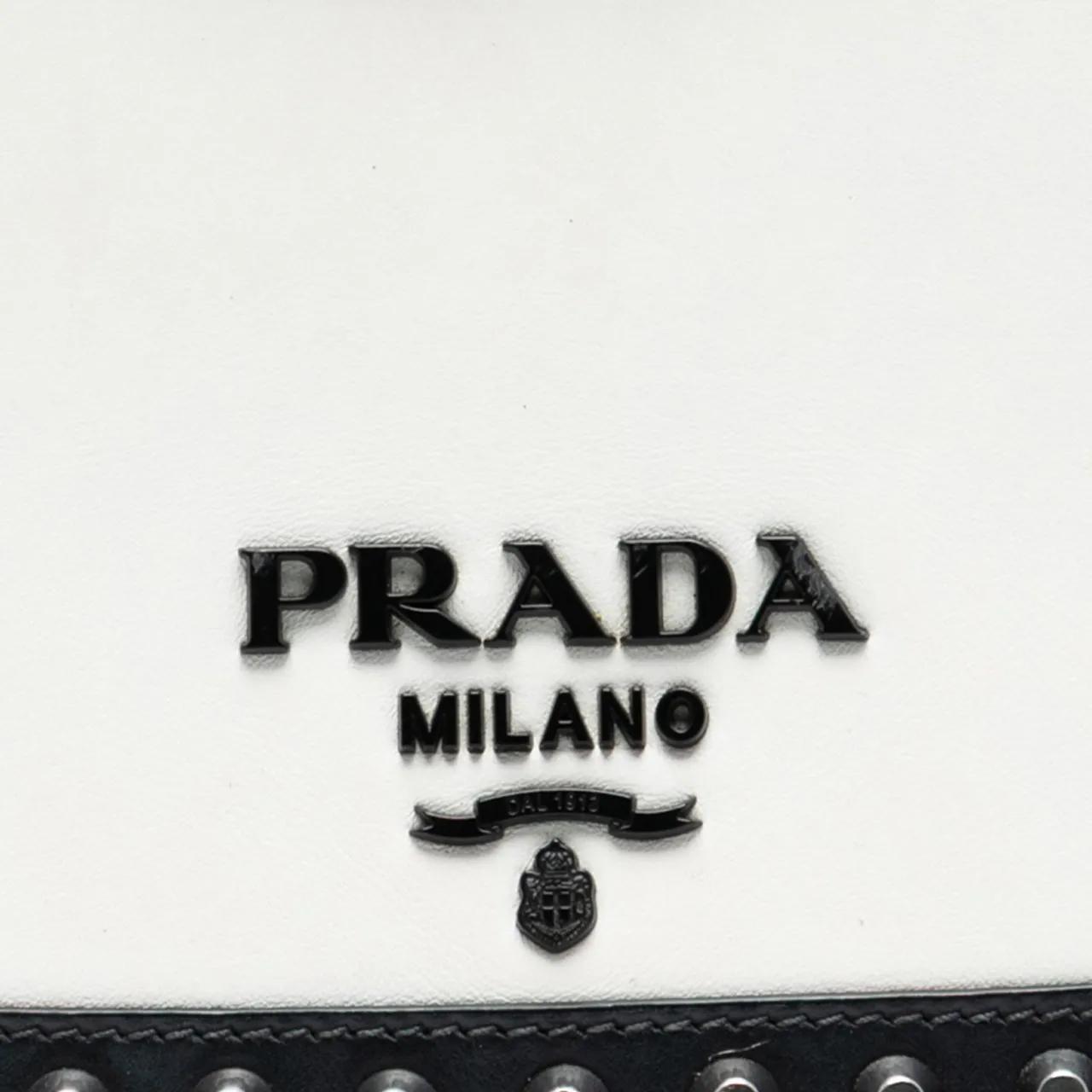 Thumbnail - Prada Hobo Bags - Small Studded Glace Calf Chain Flap - Gr. unisize - in Weiß - für Damen