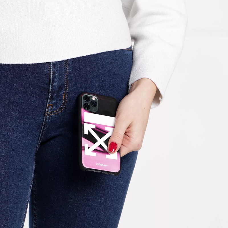 Off-White Étui pour téléphone portable Arrow Liquid Melt 11Pro Cover  Fuchsia White(Image 2)