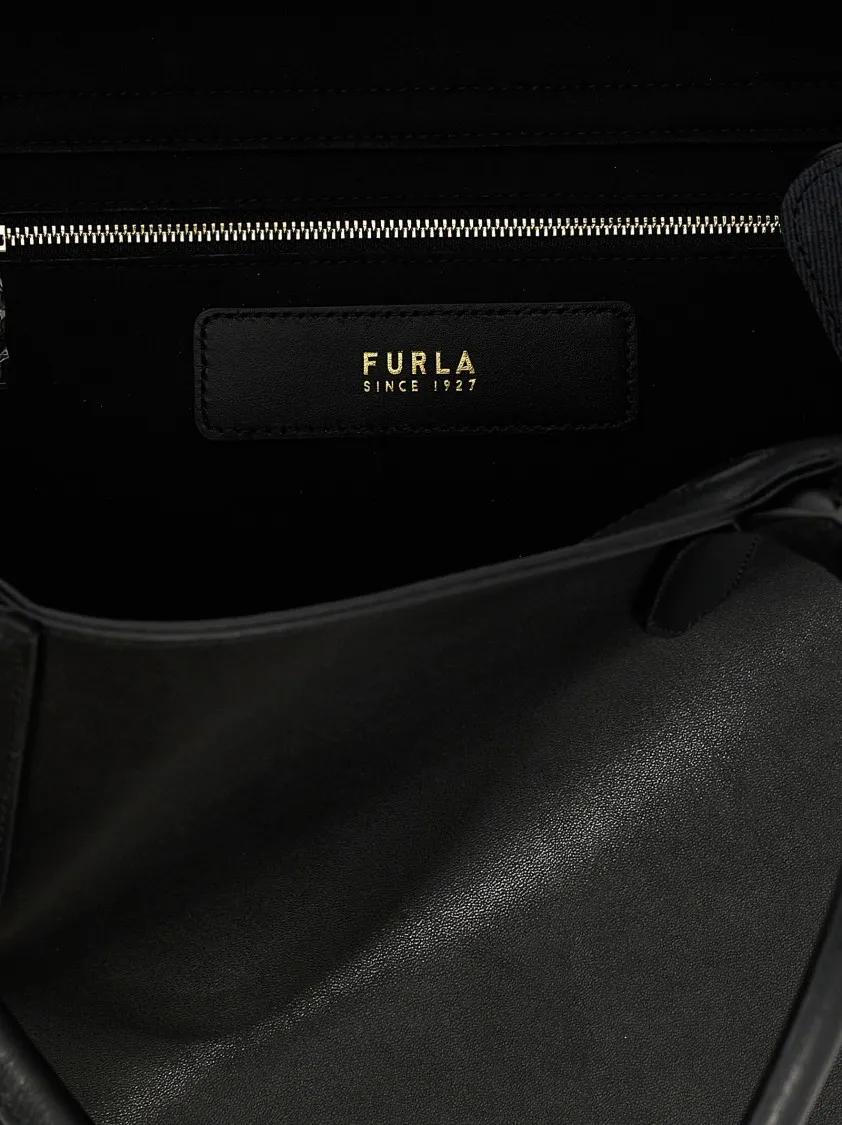 Furla Hobo bags 'Meridiana L' Shoulder Bag in zwart