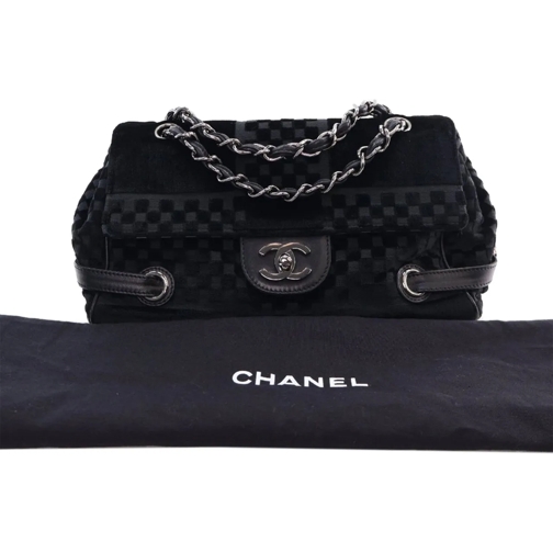 Chanel Sac à bandoulière 2005-2006 CC Check Embossed Velvet Belted Side Fla schwarz (Image 2)