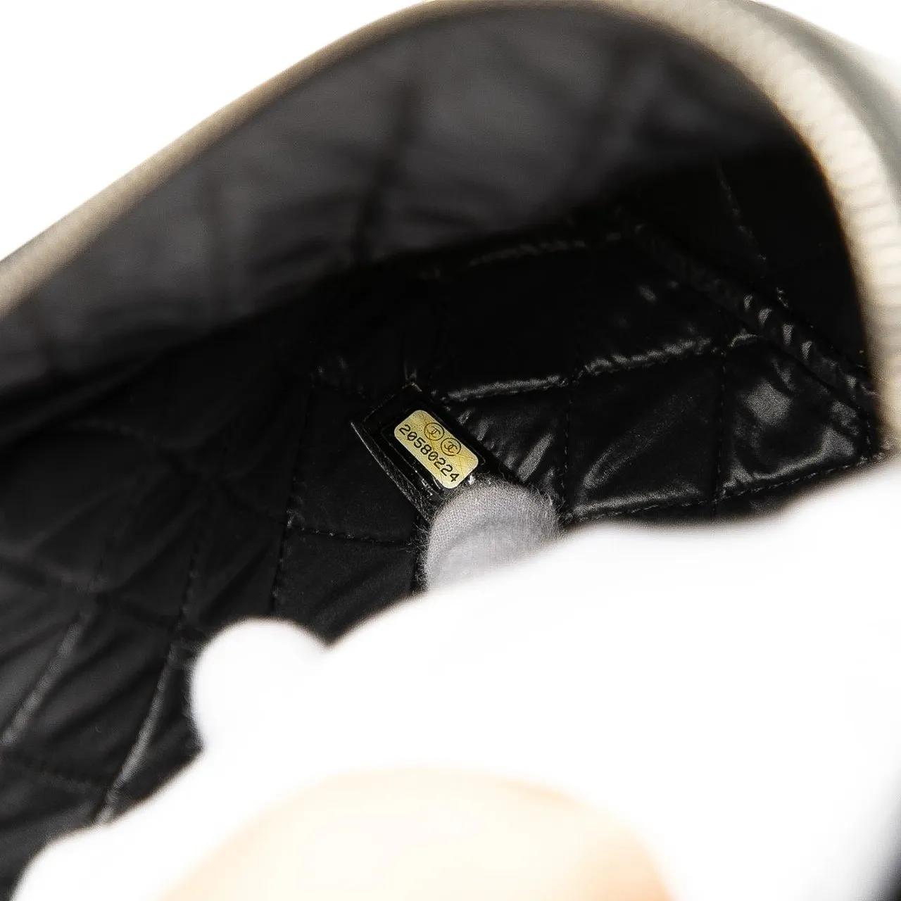 Thumbnail - Chanel Clutches - Medium Quilted Patent O Case Clutch - Gr. unisize - in Schwarz - für Damen