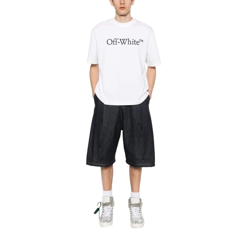 Off-White T-shirt Oversized T-Shirt With Contrasting Logo Print White(Image 8)