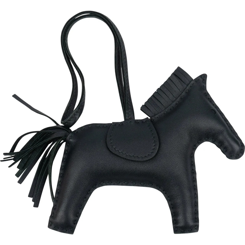 Hermès  Hermes Green Leather Rodeo MM Pendant grün